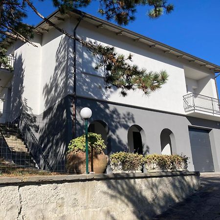 Hotel Attico Marsiglie à Casal Fiumanese Extérieur photo