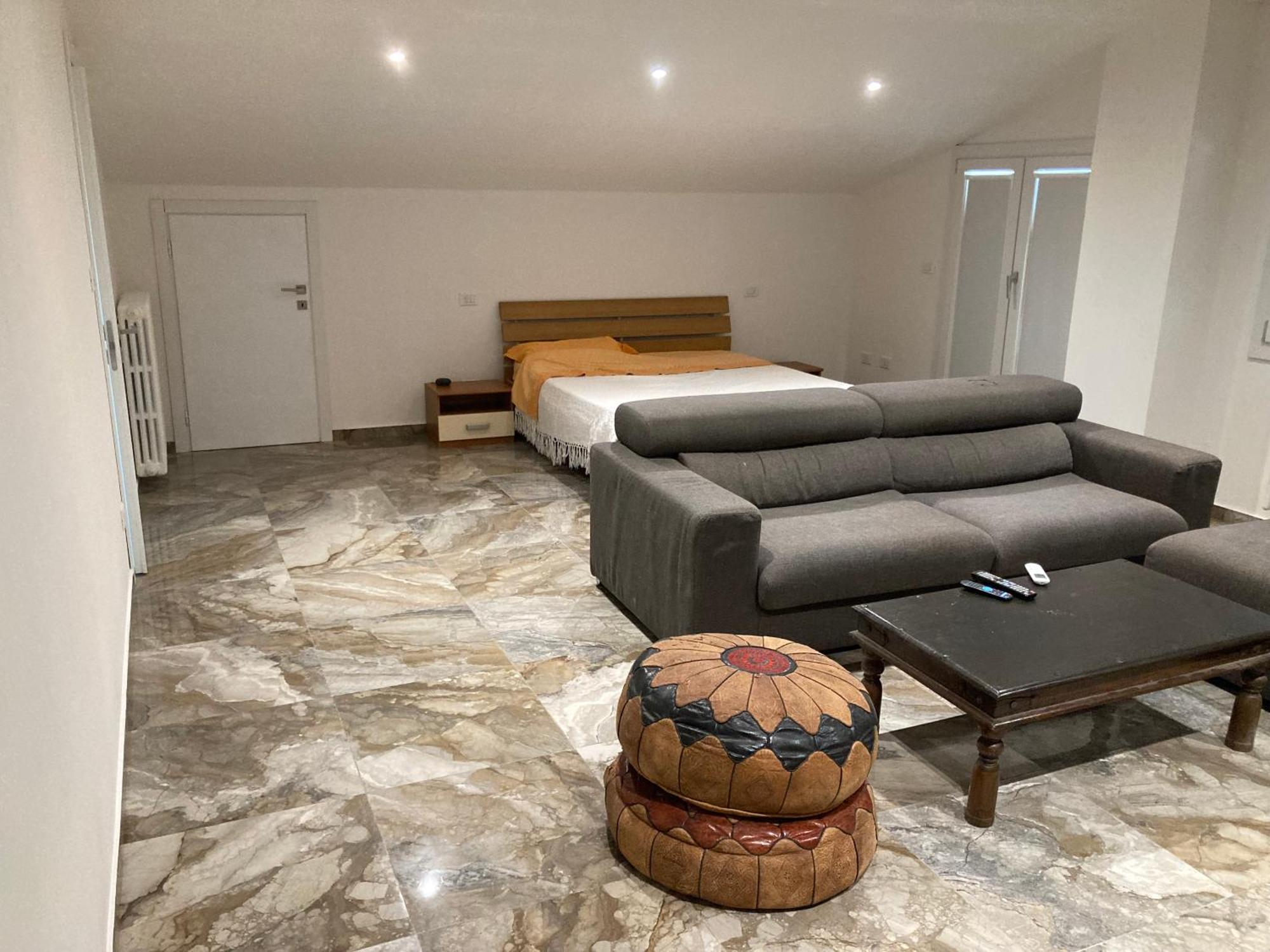 Hotel Attico Marsiglie à Casal Fiumanese Extérieur photo
