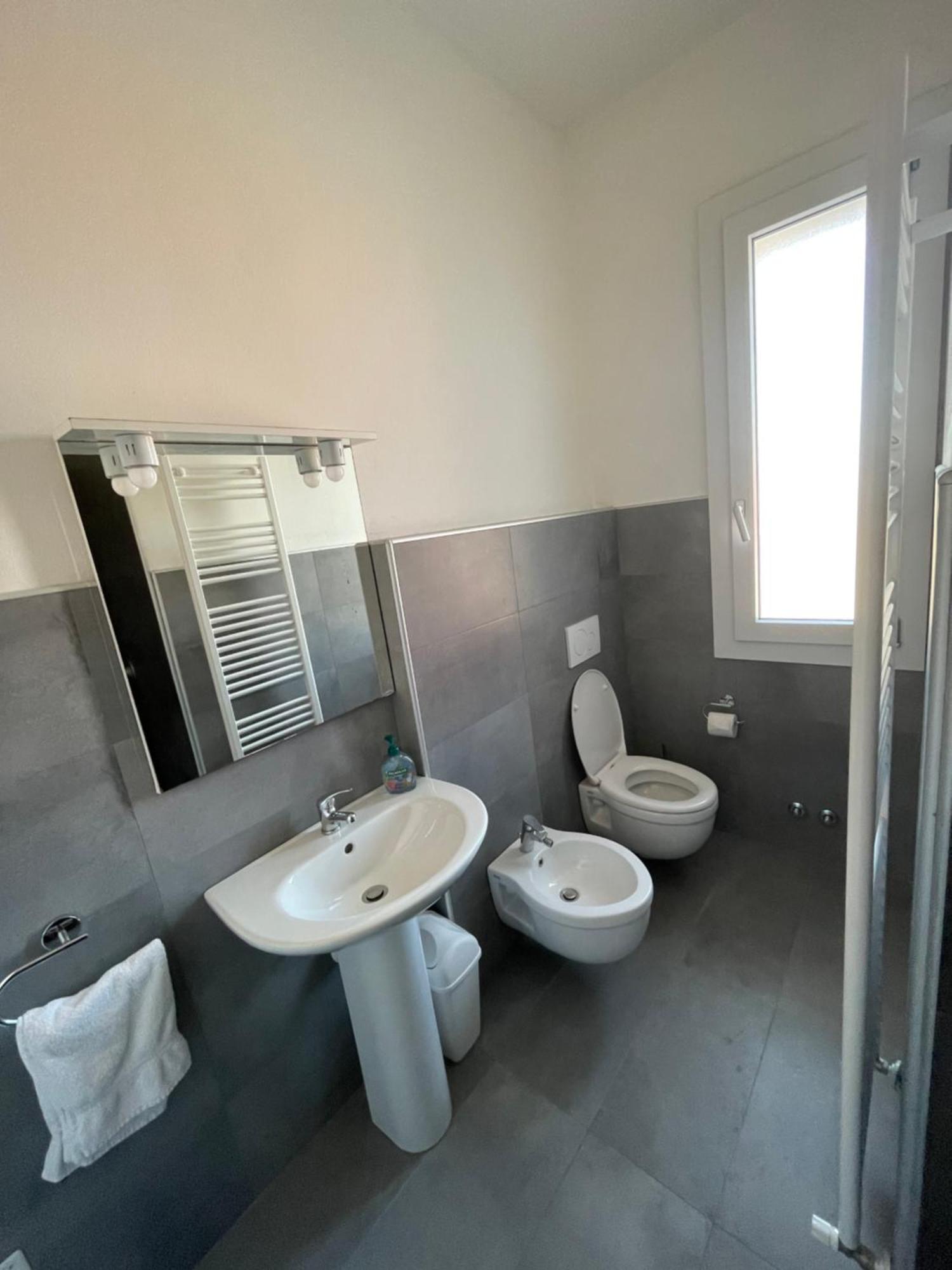 Hotel Attico Marsiglie à Casal Fiumanese Extérieur photo